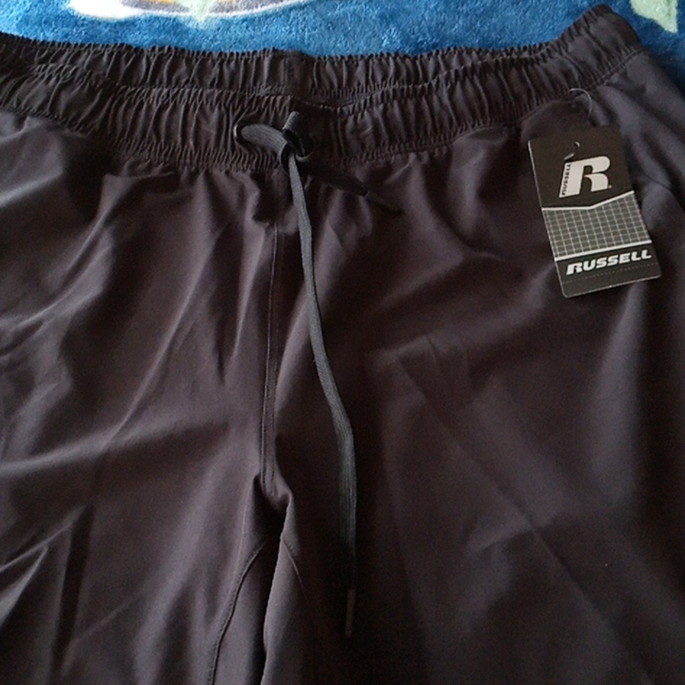 Men's Russell Shorts LG